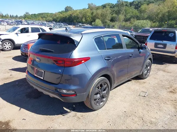 KNDP63AC4L7708867 — 2020 Kia Sportage, фото 4 с аукциона IAAI 14.10.2026, Естественный износ