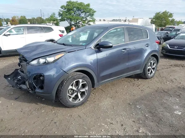KNDPMCAC7L7748897 — 2020 Kia Sportage, фото 2 с аукциона IAAI, Передняя часть