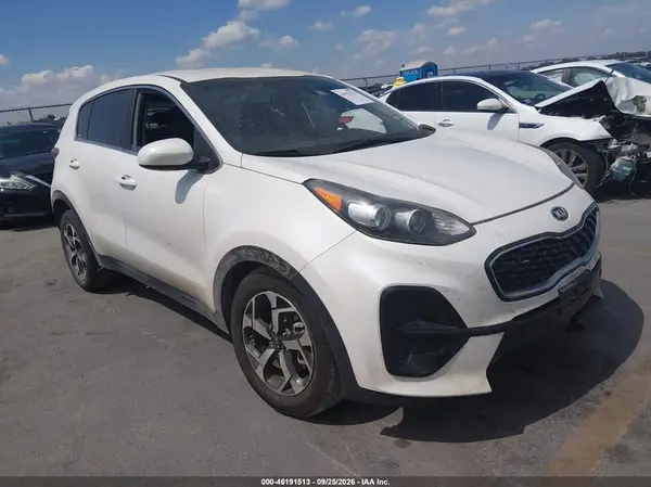 KNDPM3AC4M7916030 — 2021 Kia Sportage, Передняя часть (Front End), фото до ремонта