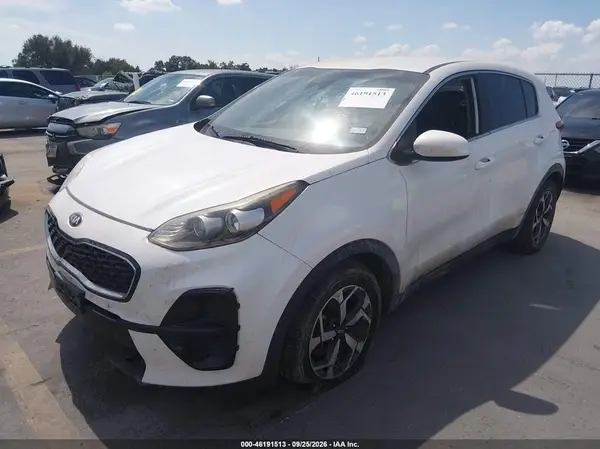 KNDPM3AC4M7916030 — 2021 Kia Sportage, фото 2 с аукциона IAAI, Передняя часть
