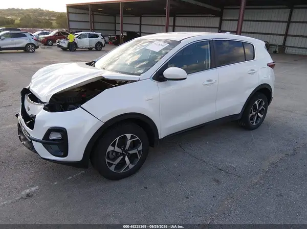 KNDPMCAC6M7891714 — 2021 Kia Sportage, фото 2 с аукциона IAAI, Передняя часть