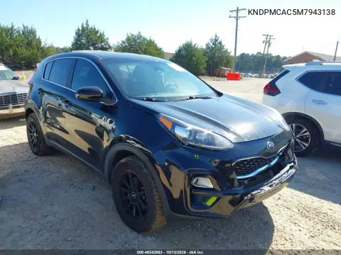 KNDPMCAC5M7943138 — 2021 Kia Sportage, Передняя часть, фото до ремонта