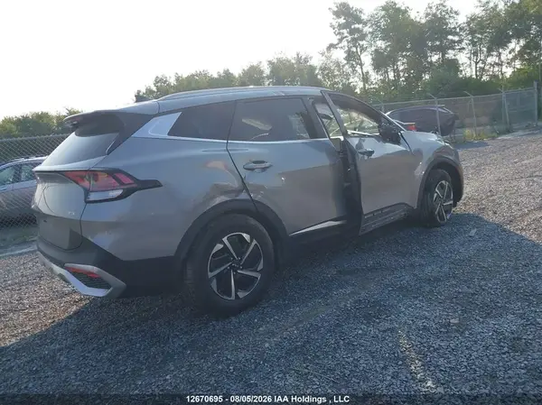 KNDPVCAG1P7107265 — 2023 Kia Sportage, фото 4 с аукциона IAAI, ROLL OVER
