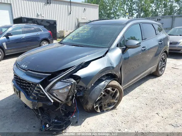 KNDPVCAF1P7200763 — 2023 Kia Sportage, фото 2 с аукциона IAAI 29.09.2026, Передняя часть