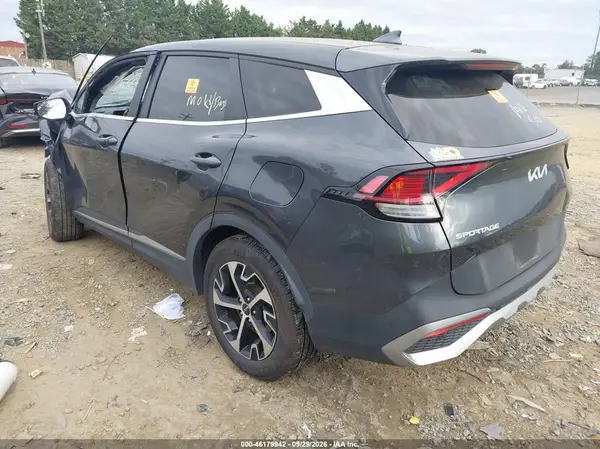 5XYK33AF3PG042767 — 2023 Kia Sportage, фото 3 с аукциона IAAI, Передняя часть