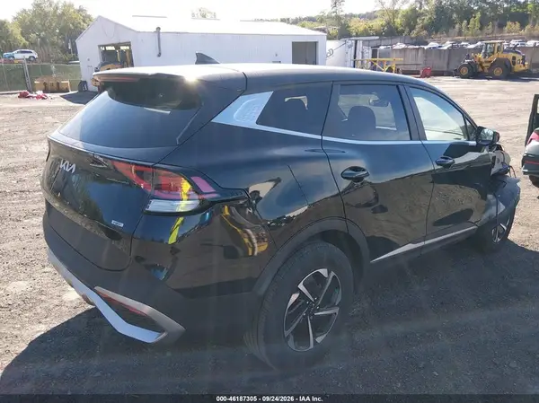 KNDPUCAG9P7077810 — 2023 Kia Sportage, фото 4 с аукциона IAAI 06.10.2026, Передняя часть справа