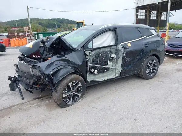 KNDPVCAG2P7033886 — 2023 Kia Sportage, фото 2 с аукциона IAAI 14.10.2026, Передняя часть