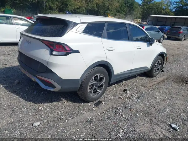 KNDPU3AF5P7037828 — 2023 Kia Sportage, фото 4 с аукциона IAAI, Передняя часть