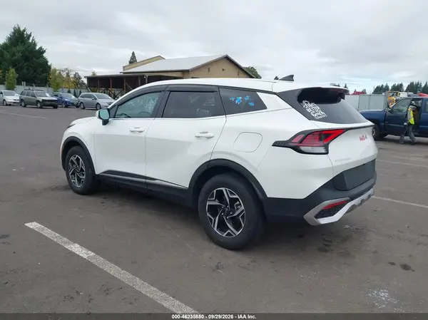 KNDPUCAF5P7098936 — 2023 Kia Sportage, фото 3 с аукциона IAAI, Правый бок