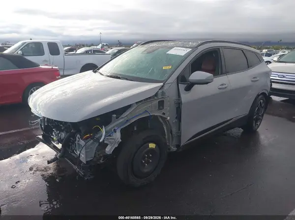 5XYK53DF9RG217807 — 2024 Kia Sportage, фото 2 с аукциона IAAI, Передняя часть