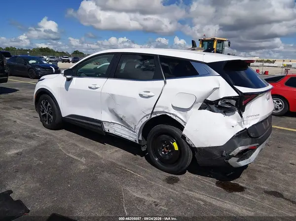 5XYK33DFXRG228031 — 2024 Kia Sportage, фото 3 с аукциона IAAI, Левый бок