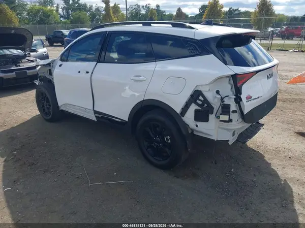 5XYK7CDF6SG288768 — 2025 Kia Sportage, фото 3 с аукциона IAAI, Передняя и задняя части