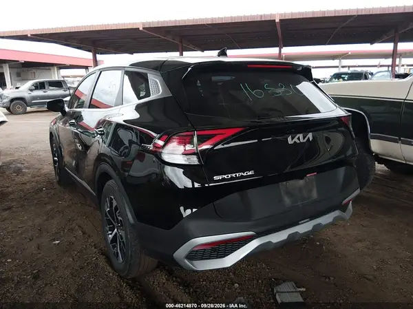 5XYK33DF9SG245957 — 2025 Kia Sportage, фото 3 с аукциона IAAI, Передняя часть