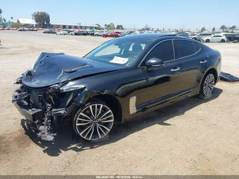 2018 KIA Stinger Premium VIN KNAE25LA9J6033883 фото 2