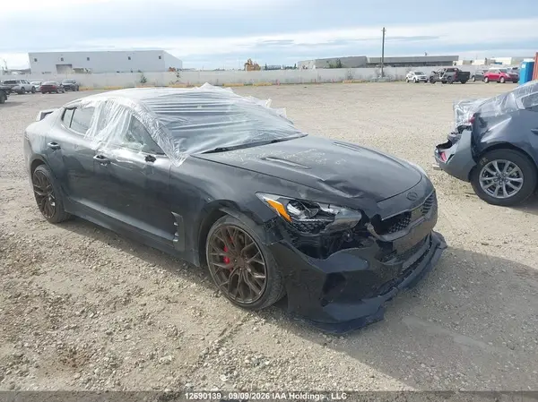 KNAE55LC5J6038913 — 2018 Kia Stinger, Передняя часть (Front), фото до ремонта