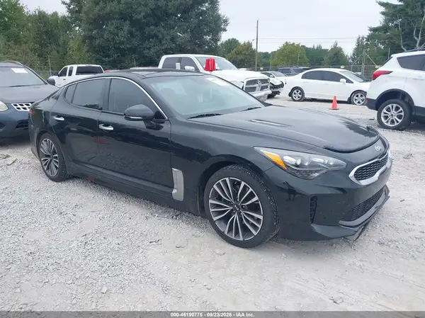 KNAE25LA8J6028321 — 2018 Kia Stinger, Левый бок (Left Side), фото до ремонта