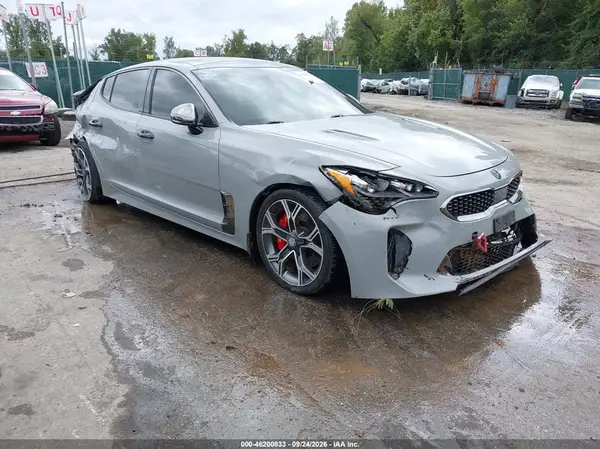 KNAE55LCXJ6019922 — 2018 Kia Stinger, Передняя часть (Front & Rear), фото до ремонта