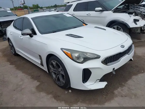 KNAE15LA9L6083057 — 2020 Kia Stinger, Задняя часть (Rear), фото до ремонта