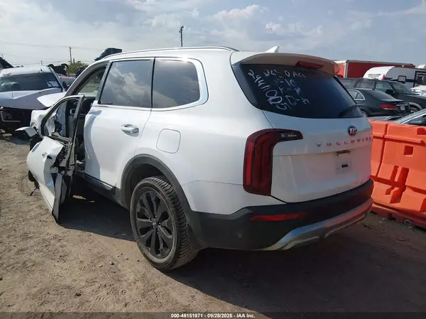 5XYP64HC6MG099569 — 2021 Kia Telluride, фото 3 с аукциона IAAI, Передняя часть