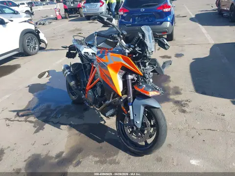 VBKV69401PM967396 — 2023 KTM 1290 Super Duke GT, Передняя часть (Front End), фото до ремонта