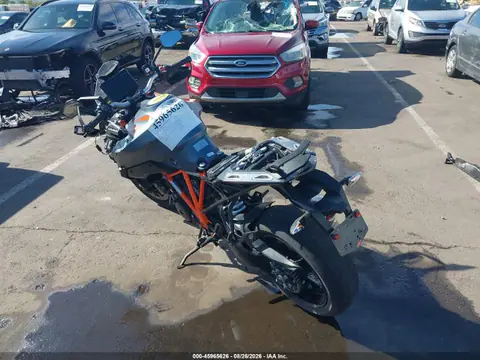 2023 KTM 1290 Super Duke Gt VIN VBKV69401PM967396 фото 3