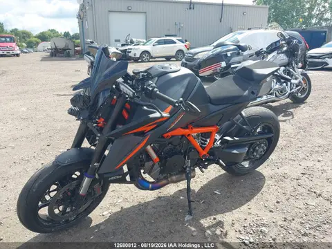 2025 KTM 1290 Super Duke R VIN VBKV39400SM909829 фото 2