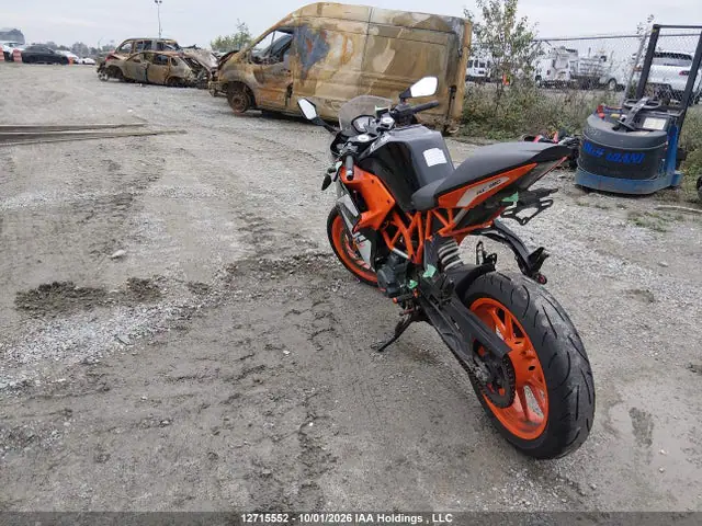 MD2JYJ409HC285136 — 2017 KTM 390 Duke, фото 3 с аукциона IAAI 14.10.2026, Передняя часть справа