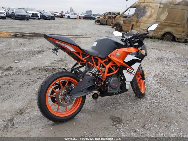 MD2JYJ409HC285136 — 2017 KTM 390 Duke, фото 4 с аукциона IAAI 14.10.2026, Передняя часть справа
