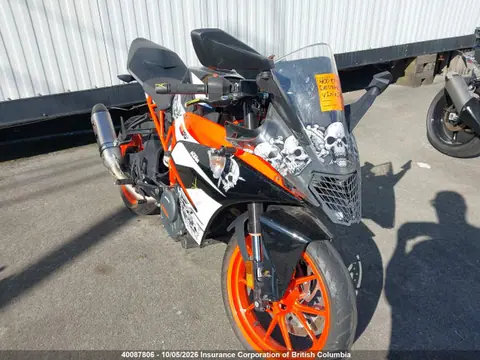 MD2JYJ403HC270759 — 2017 KTM 390 Duke, Передняя часть справа (Right Front), фото до ремонта