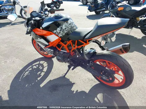 2017 KTM 390 Duke VIN MD2JYJ403HC270759 фото 3