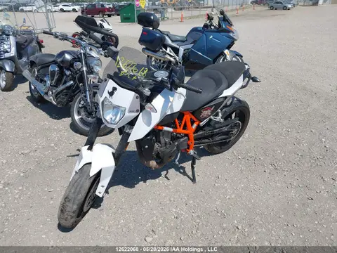 2014 KTM 690 Duke VIN VBKLDT408EM762827 фото 2