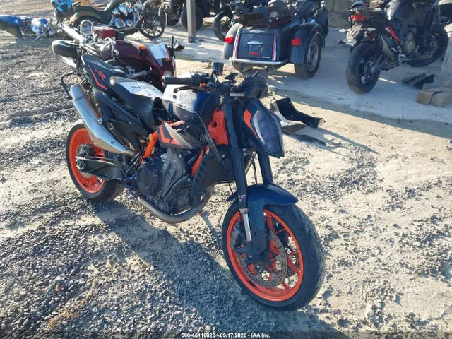 2022 KTM 890 Duke R VIN VBKTU9400NM830167 фото 1