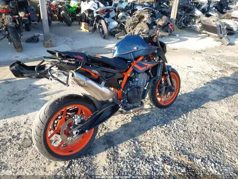 2022 KTM 890 Duke R VIN VBKTU9400NM830167 фото 4