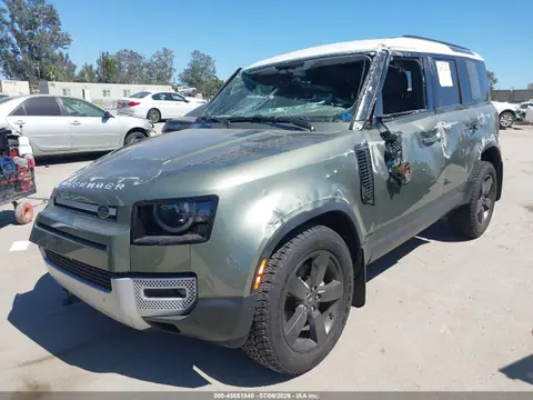 2025 Land Rover Defender 110 P300 VIN SALEJ7EX7S2358844 фото 2
