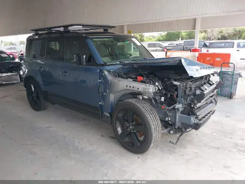 SALE27EU1R2334844 — 2024 Land Rover Defender 110 P400 X-Dynamic SE, Передняя часть справа (Right Front), фото до ремонта