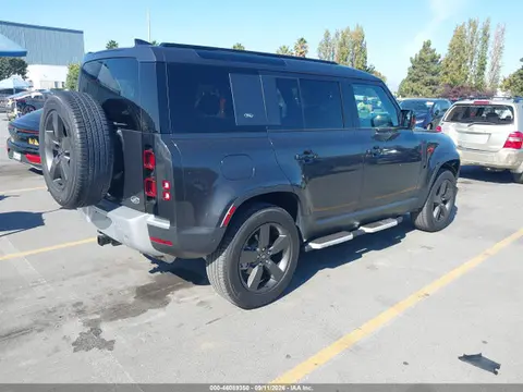 2023 Land Rover Defender 110 S VIN SALEJ7EX7P2235746 фото 4