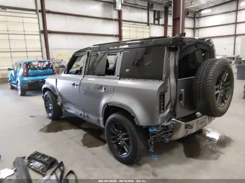 2021 Land Rover Defender 110 X VIN SALEXERU1M2062126 фото 3