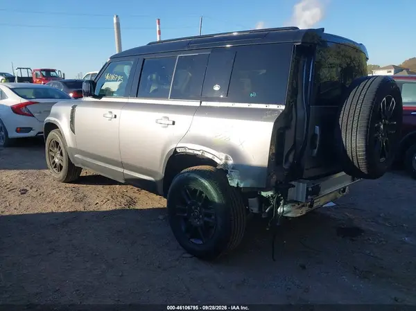 SALEJ7RX3N2096867 — 2022 Land Rover Defender, фото 3 с аукциона IAAI, Задняя часть