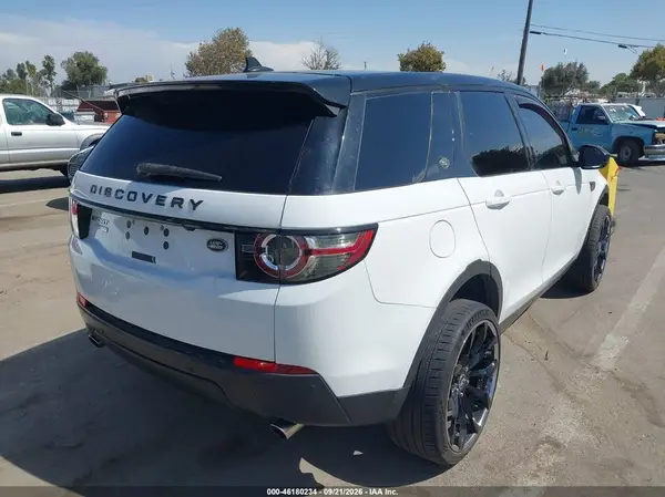 SALCT2BGXGH578203 — 2016 Land Rover Discovery Sport, фото 4 с аукциона IAAI 13.10.2026, Естественный износ