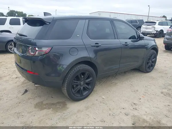 SALCR2RX9JH756758 — 2018 Land Rover Discovery Sport, фото 4 с аукциона IAAI 08.10.2026, Естественный износ