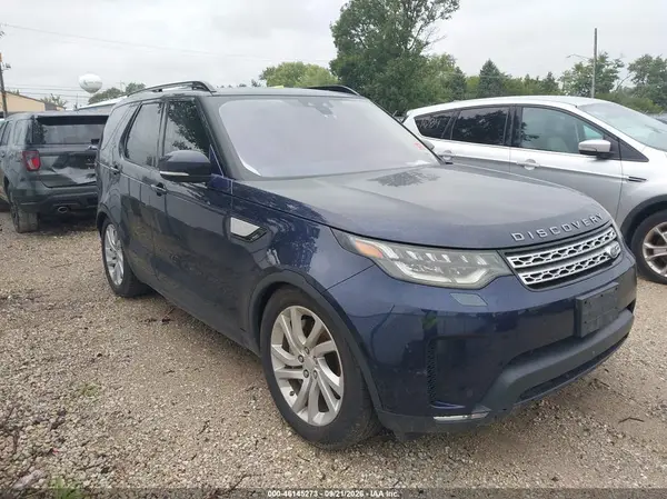 SALRR2RV2JA063693 — 2018 Land Rover Discovery, Передняя часть слева (Left Front), фото до ремонта