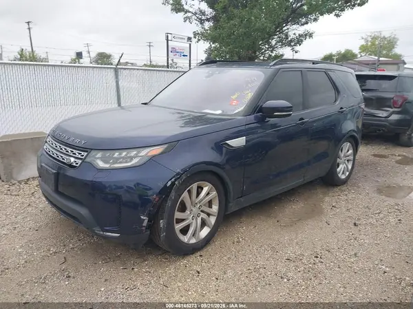 SALRR2RV2JA063693 — 2018 Land Rover Discovery, фото 2 с аукциона IAAI 13.10.2026, Передняя часть слева