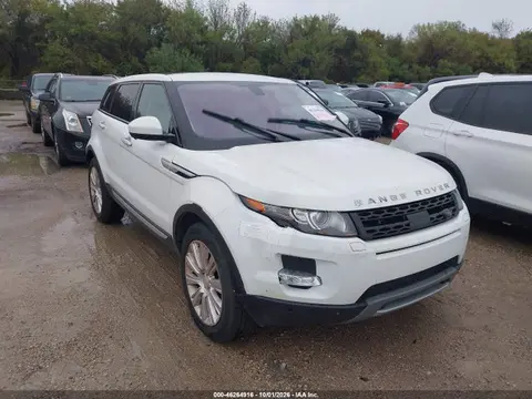 SALVV2BG2EH877961 — 2014 Land Rover Range Rover Evoque Prestige, Угон (Theft), фото до ремонта