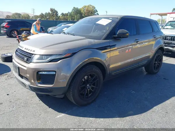 SALVP2BGXGH090320 — 2016 Land Rover Range Rover Evoque, фото 2 с аукциона IAAI, Задняя часть