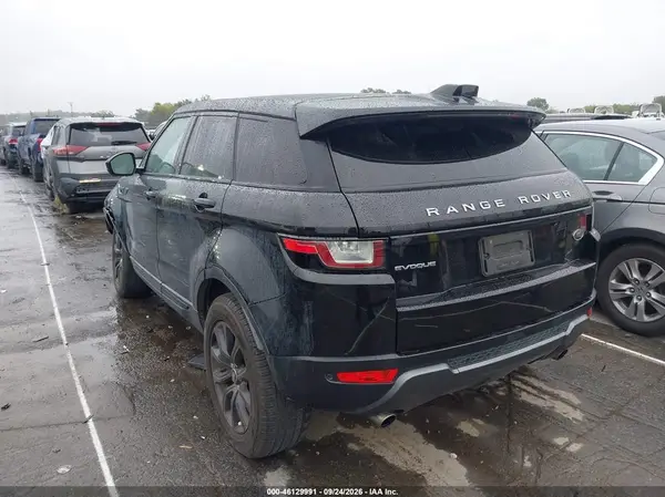 SALVP2RX5KH328704 — 2019 Land Rover Range Rover Evoque, фото 3 с аукциона IAAI, Левый бок