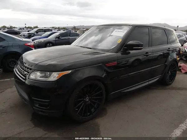 SALWG2FV6HA670476 — 2017 Land Rover Range Rover Sport, фото 2 с аукциона IAAI, Правый бок