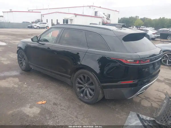 SALYL2RV4JA758125 — 2018 Land Rover Range Rover Velar, фото 3 с аукциона IAAI, Передняя часть