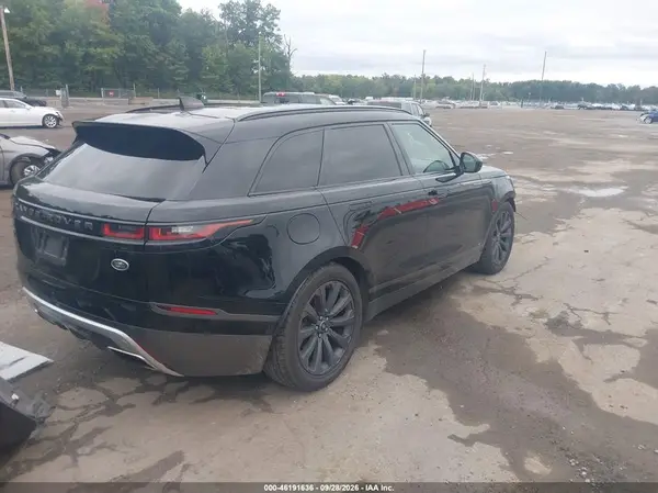 SALYL2RV4JA758125 — 2018 Land Rover Range Rover Velar, фото 4 с аукциона IAAI, Передняя часть