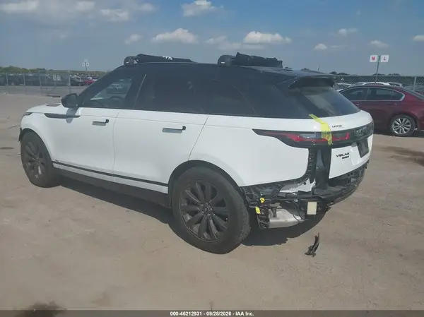 SALYL2RV4JA724041 — 2018 Land Rover Range Rover Velar, фото 3 с аукциона IAAI, Передняя часть