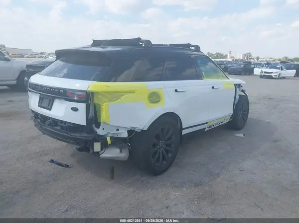 SALYL2RV4JA724041 — 2018 Land Rover Range Rover Velar, фото 4 с аукциона IAAI, Передняя часть